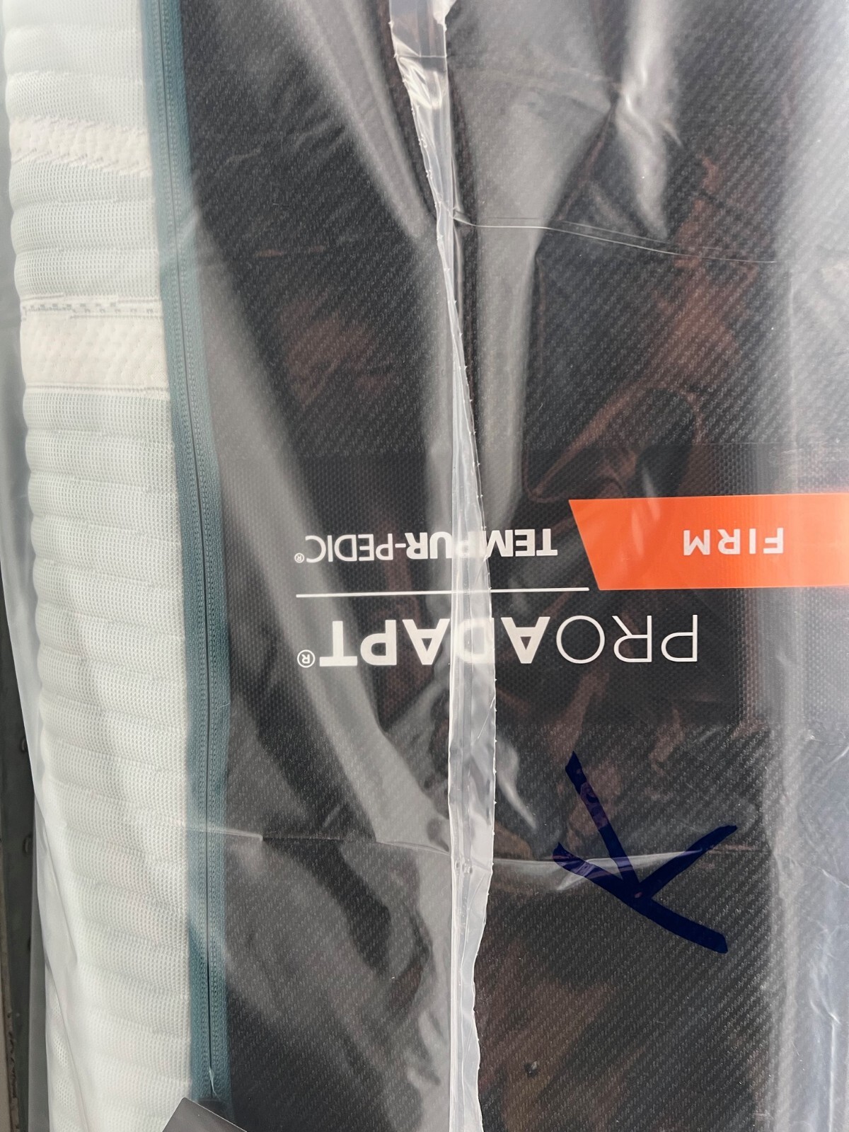 TempurPedic PRO ADAPT FIRM 2.0 QUEEN MATTRESS 2025 NEW CLEARANCE FAST SHIPPING