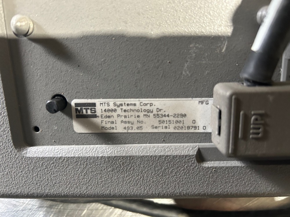 MTS Systems Corp. Remote Station Control Model 493.05