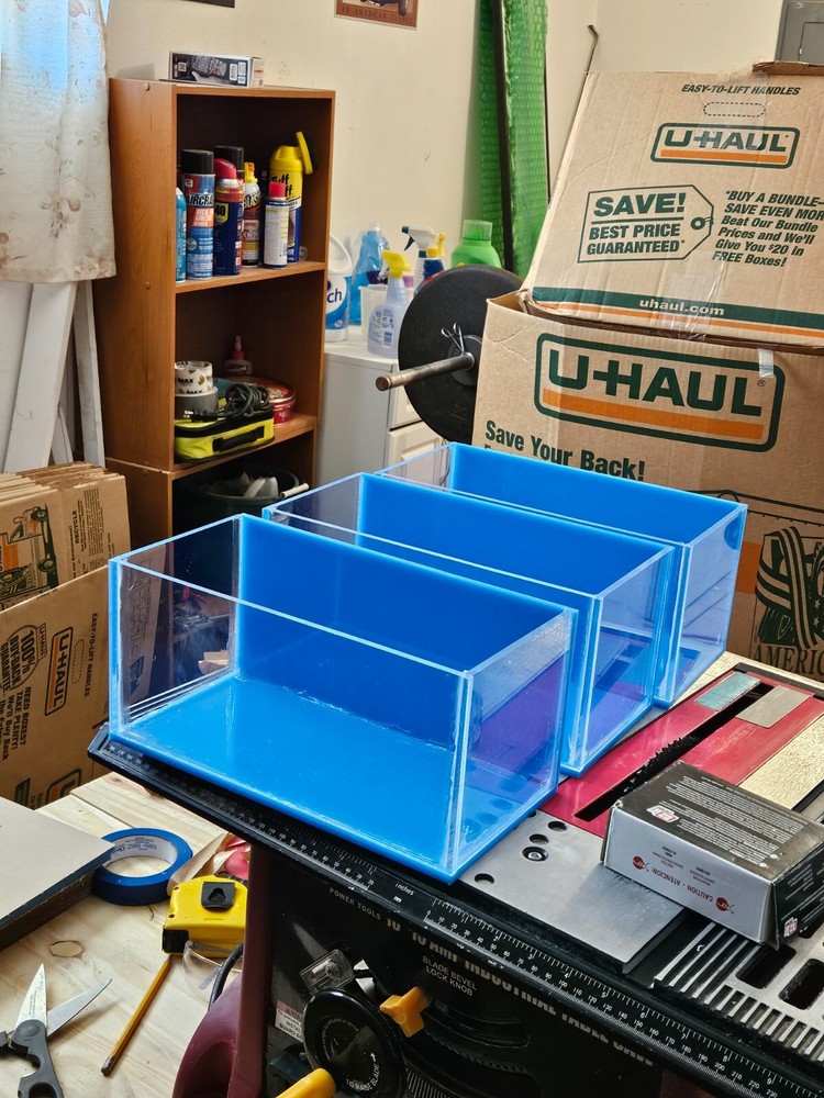1.8 gallon fish tank , light blue  plexiglass fishtank