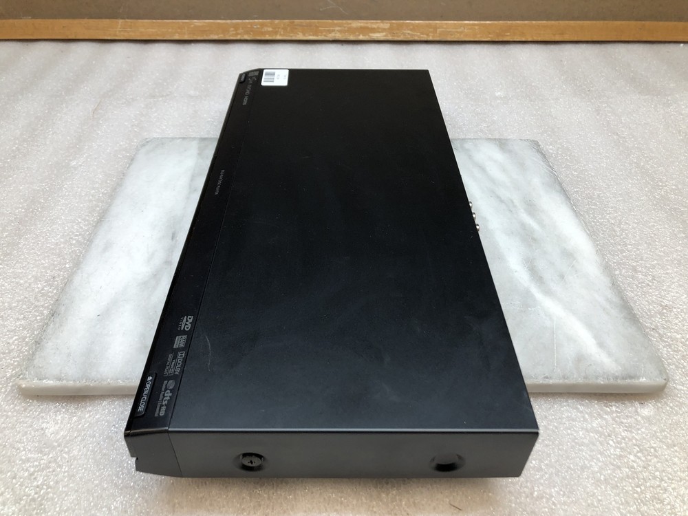 Panasonic DMP-BD655 Blu-Ray Disc Player No AC Adapter & No Remote