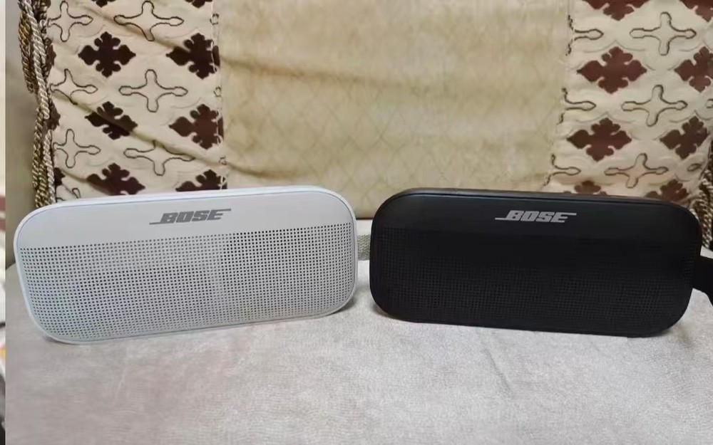 BOSE SoundLink Flex Portable Bluetooth Waterproof Dustproof Speaker-Black