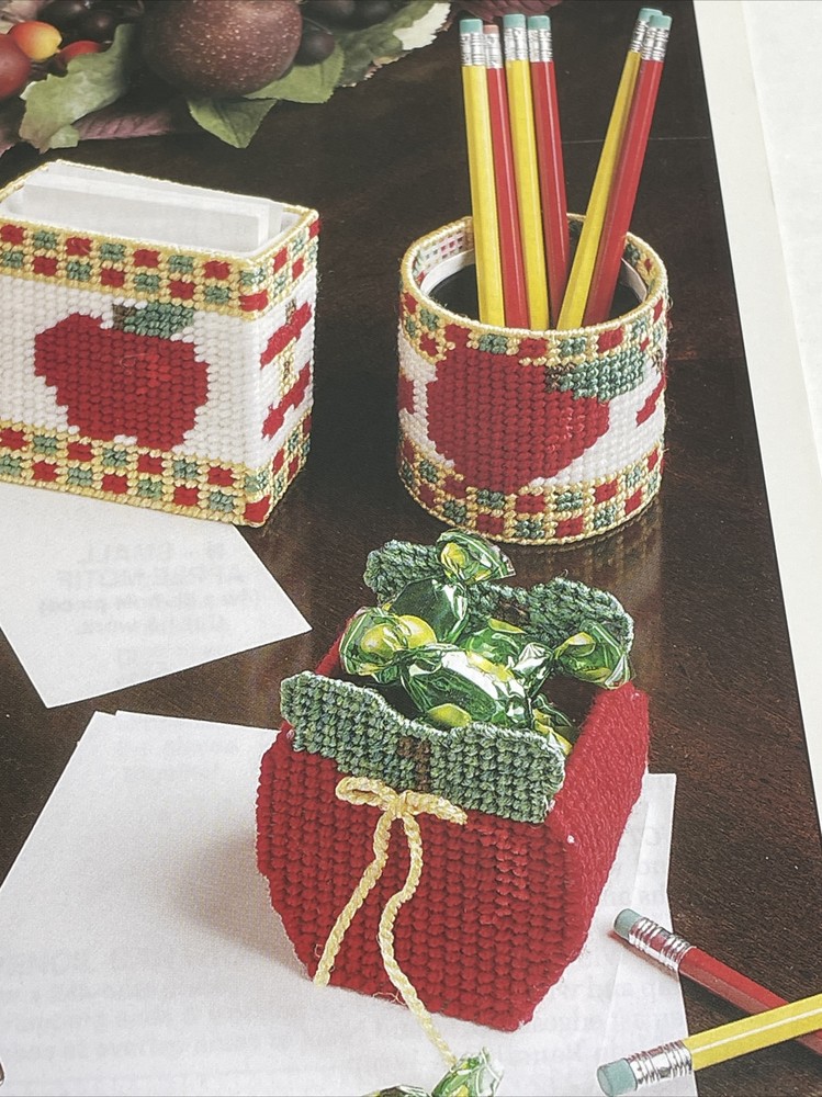 Apple Desk Set 7 Designs Annie's Plastic Canvas Pattern