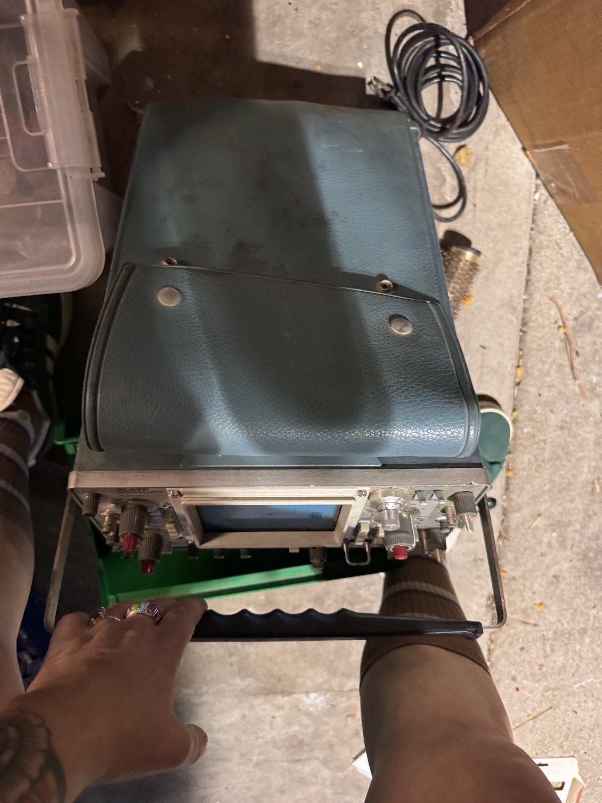 Tektronix 475 Analog Oscilloscope 250 MHz 2 Channels MPN 475