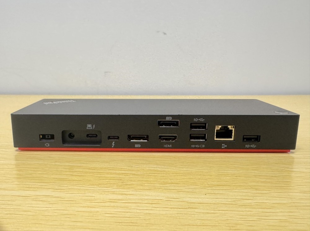Lenovo ThinkPad Universal Thunderbolt 4 Dock Docking Station No AC Adapter