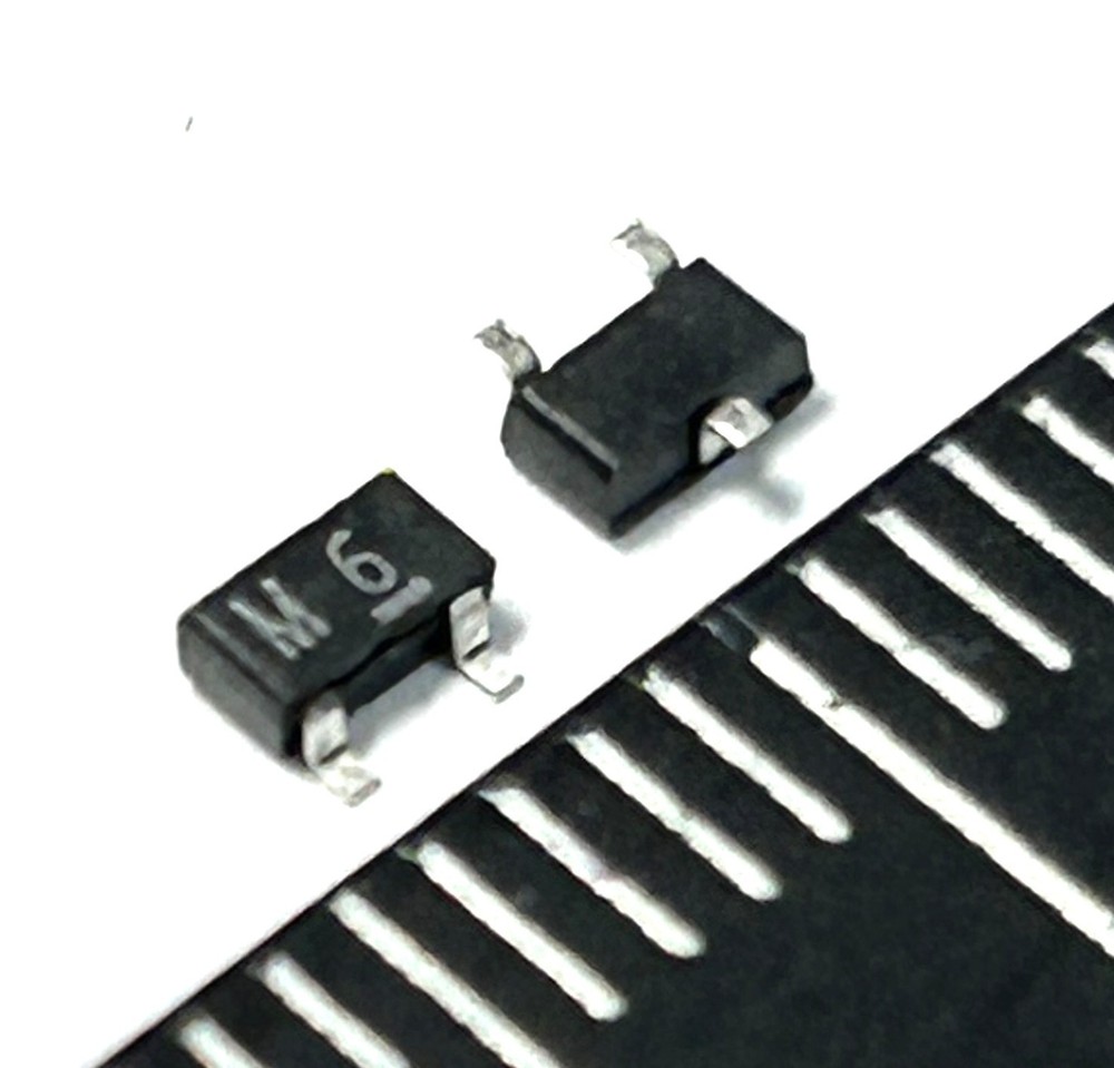 NEC Mini Mold Transistor 2SA812-L M6B 50pcs