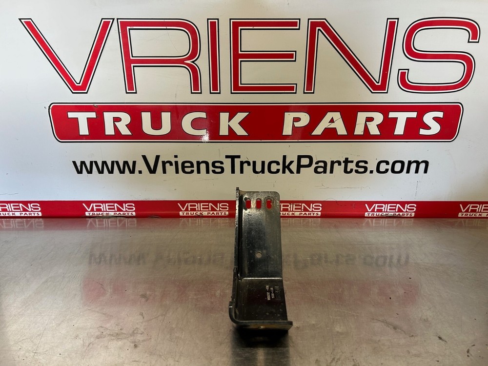 KENWORTH N71-1086 BRACKET-SUPPORT BUMPER