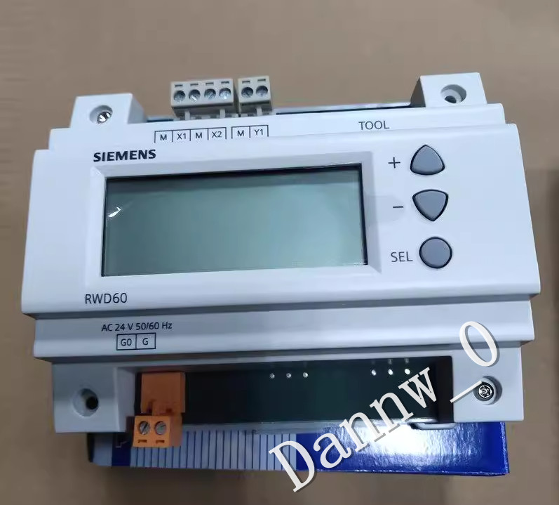 New in box Siemens RWD60 Temperature Input Unit Controller