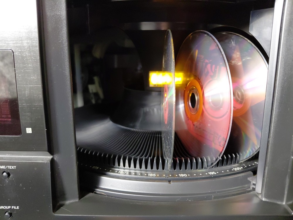 Sony CDP-CX235 200 CD Compact Disc Player Tested & Working No Remote~TESTED