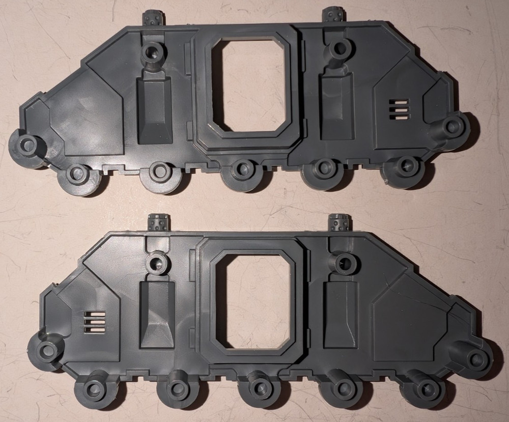 GW 40K - Space Marines - Rhino Mk2 side panel bits