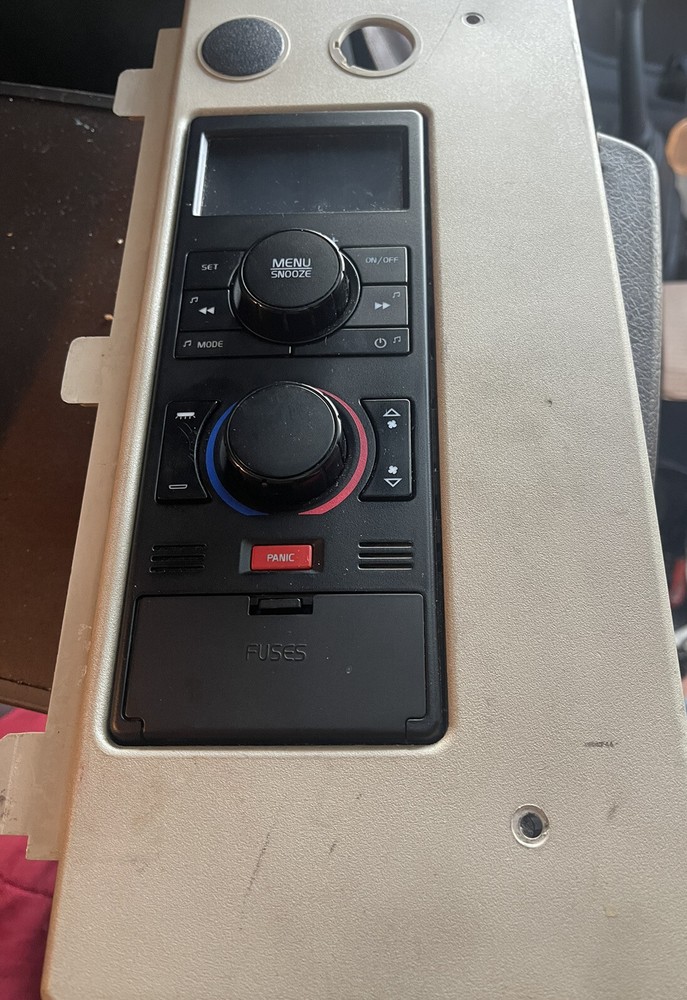 2013 Volvo VNL Control