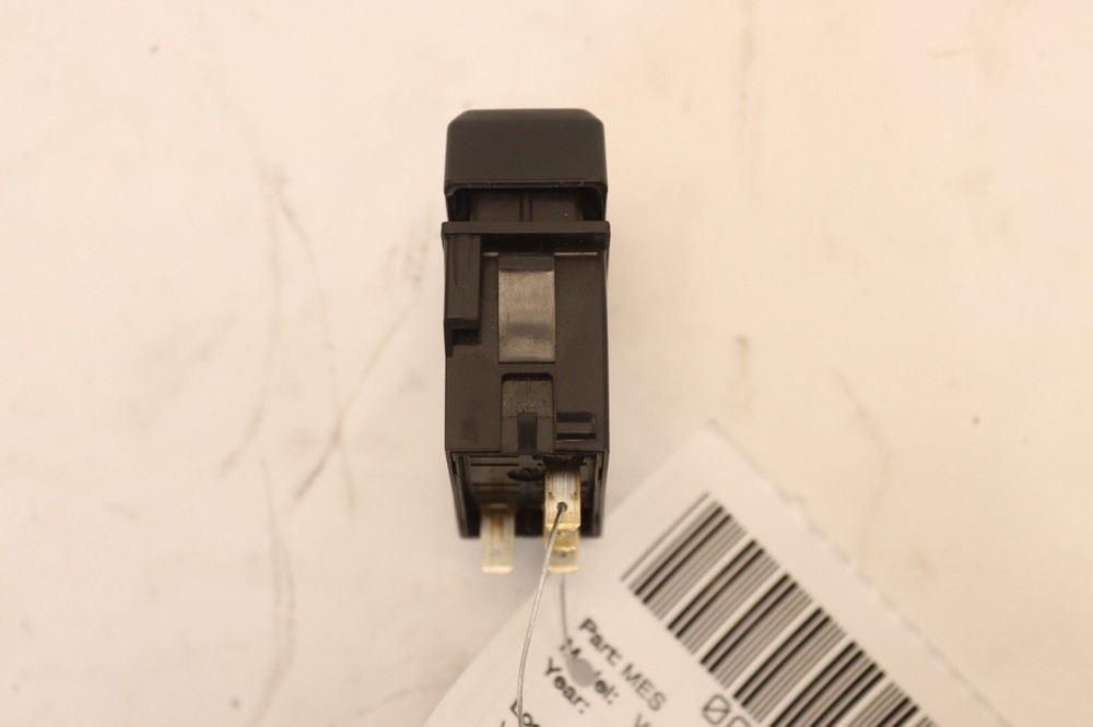 2019-2024 VOLVO VNL D13 DIFF DIFFERENTIAL LOCK CONTROL SWITCH BUTTON OEM