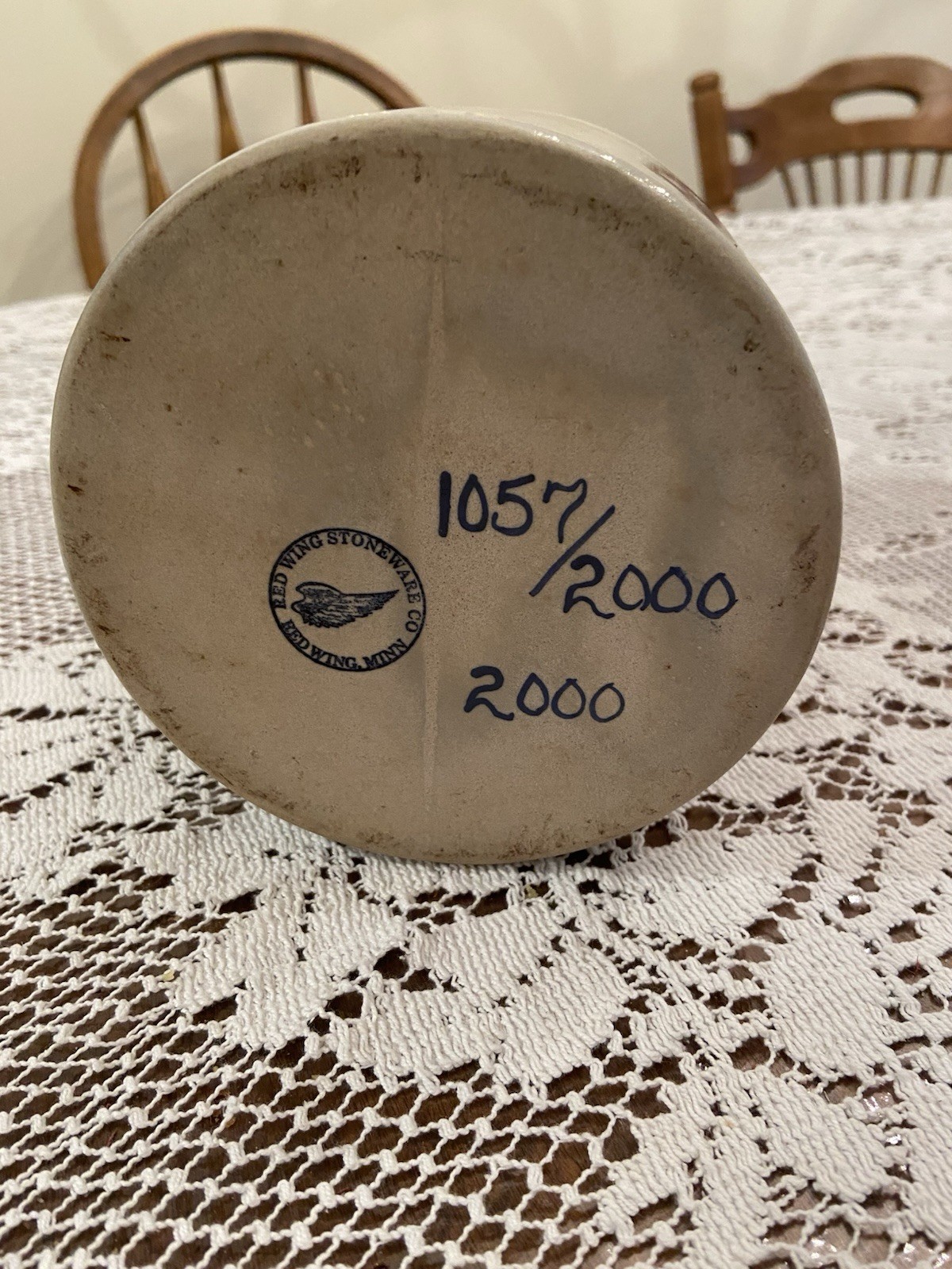 2000 Red Wing Land O Lakes Utensil Crock With Indian Maiden On It #1057/2000
