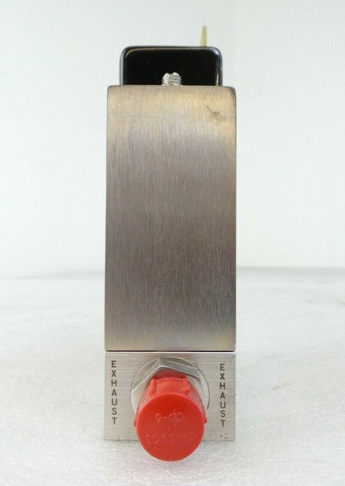 UNIT Instruments UFC-1100 Mass Flow Controller MFC AMAT 3030-01548 Working Spare