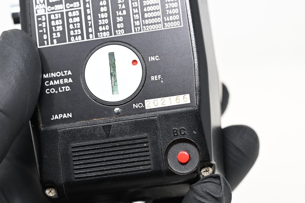 Minolta Auto Meter Professional- With REF Viewfinder Attachment (#B113)