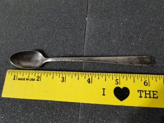 Vintage 5 1/2" Oneida LTD Silver Plate Baby Spoon
