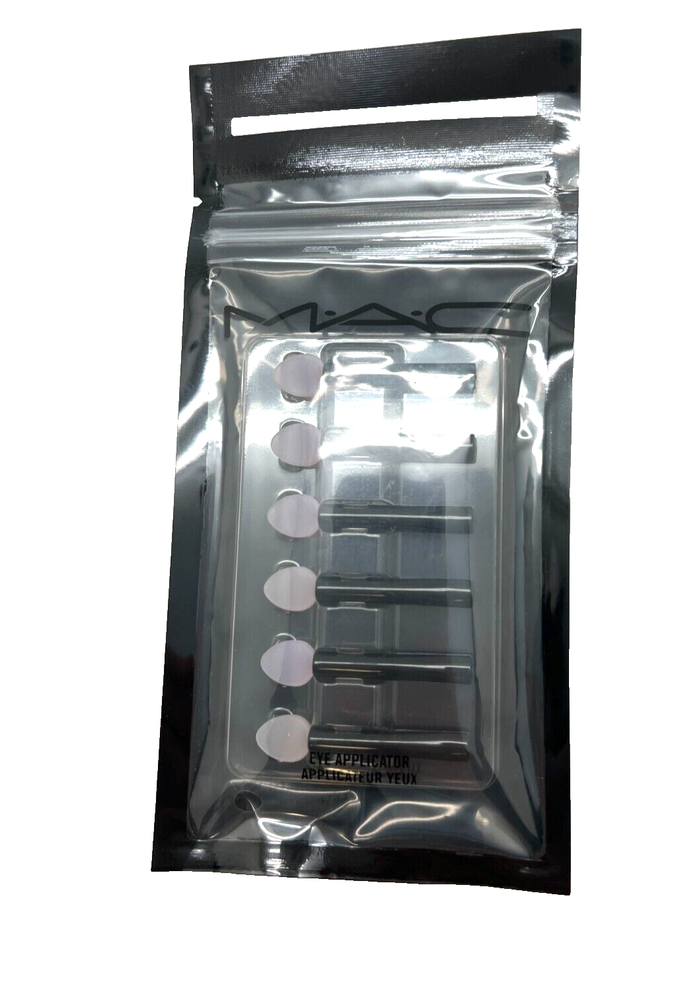 New MAC Eye silicone Brush Applicator - (New in package)