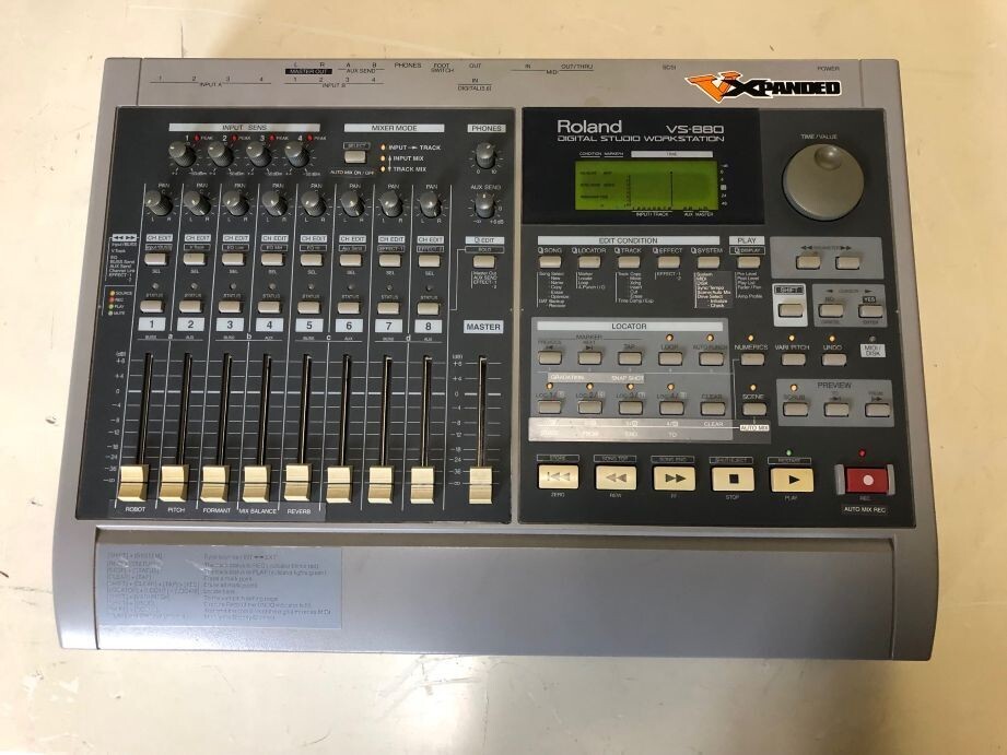 Roland VS-880 Multitrack Recorder Digital Studio Workstation Good unit only