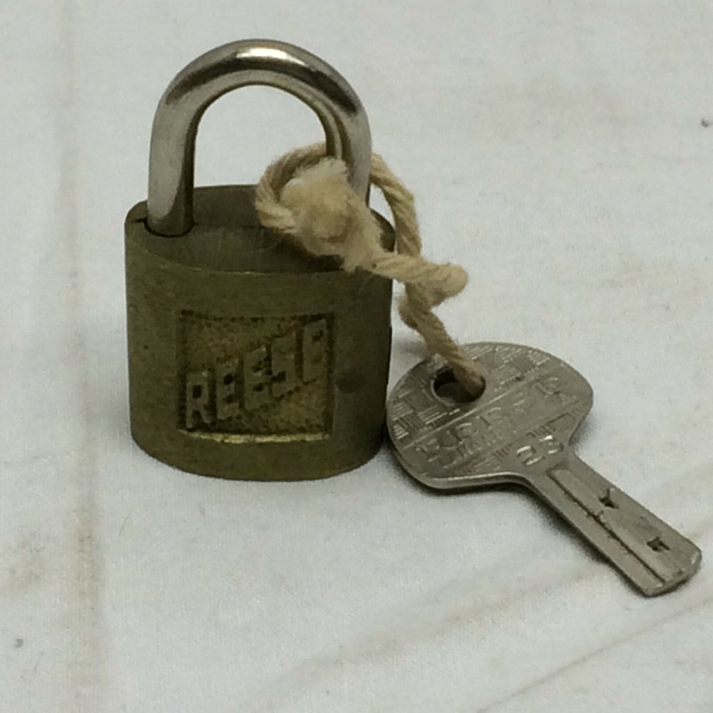 Vintage Reese Lock and 2 Keys Travel Lock