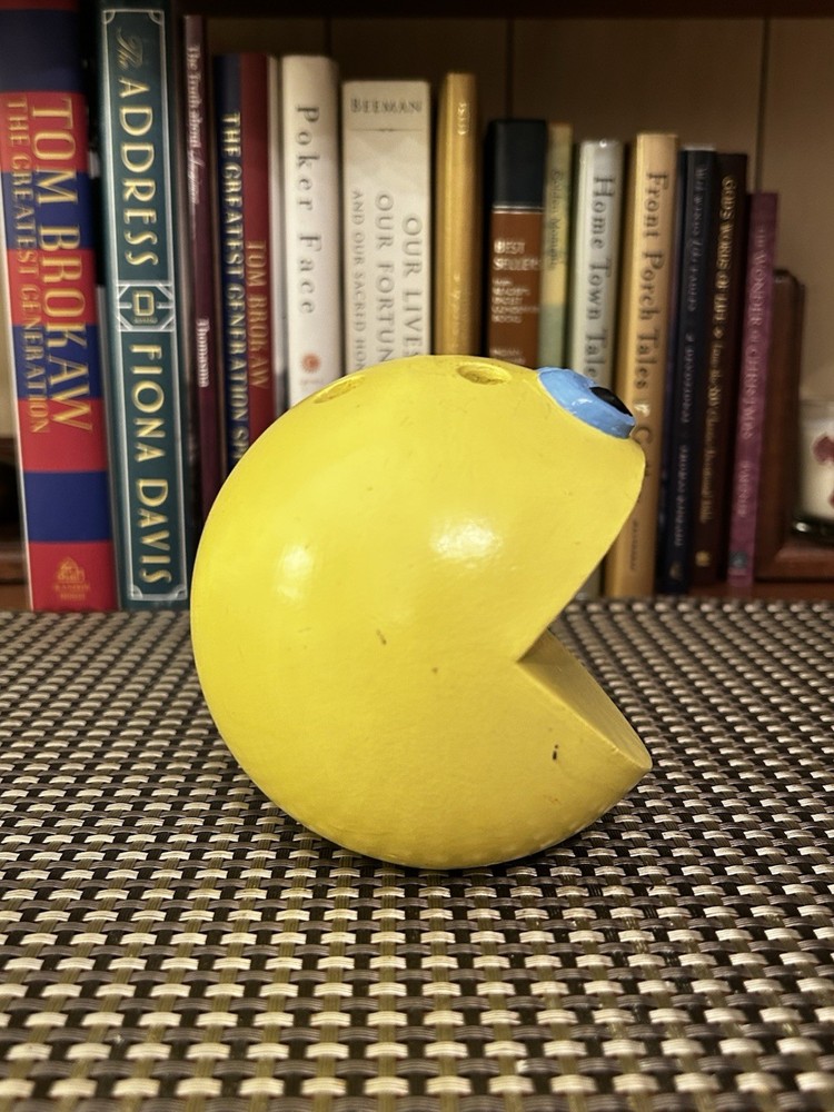 Vintage Pac Man Ceramic Pencil Holder