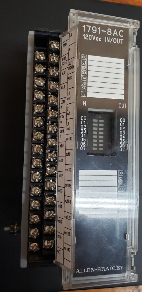 Allen Bradley 1791 8AC I/O Module