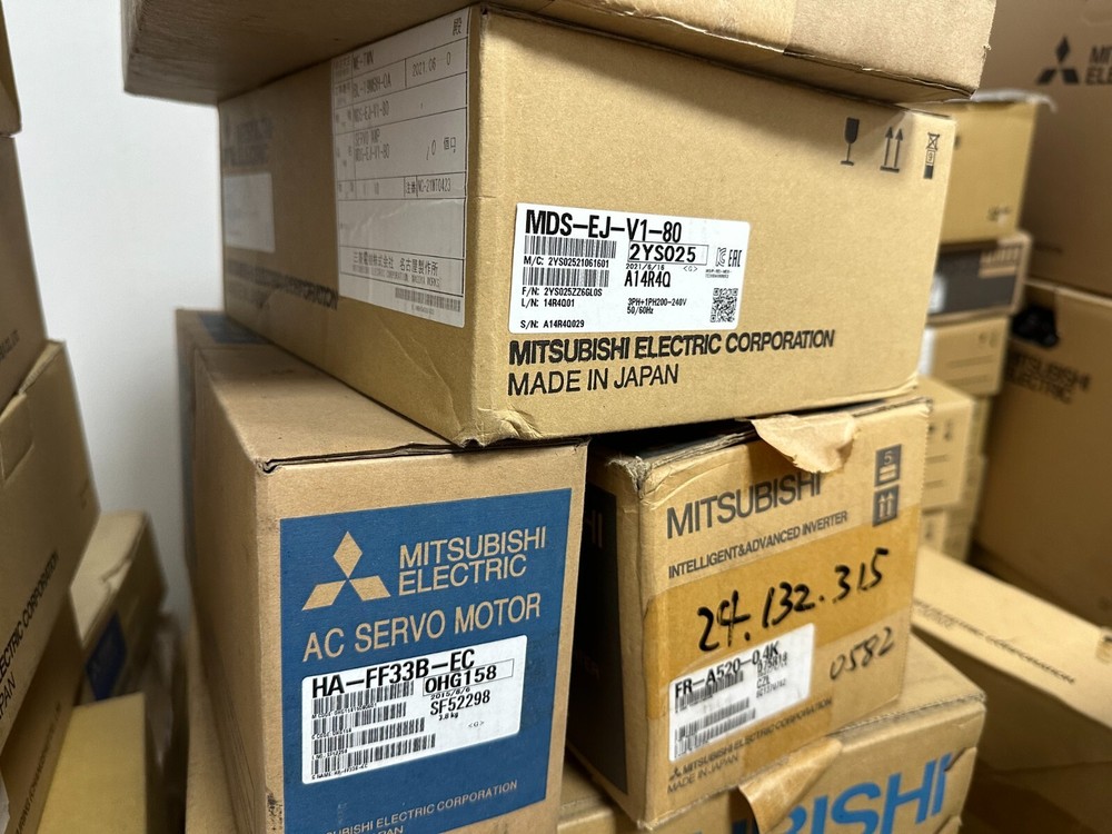 1PCS New Mitsubishi A68ADN Programmable Controller PLC Module Expedited