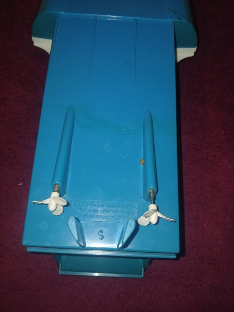1987 Remco Thunder Hawk Remote Control Boat