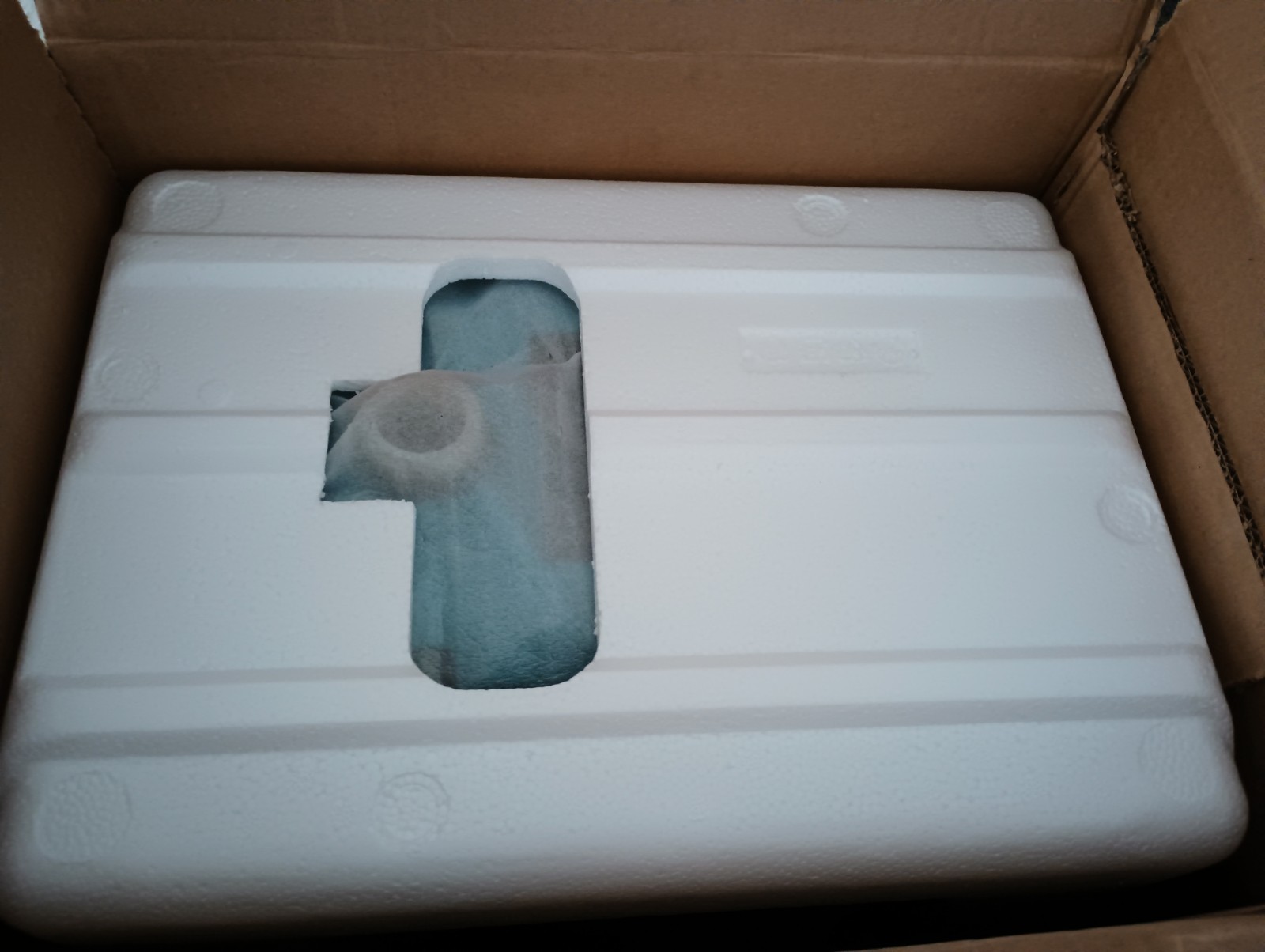 2.7hp cruise n carry outboard