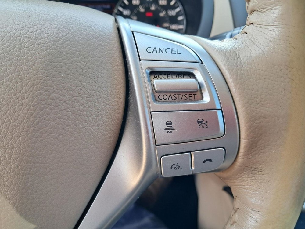ALTIMA 2017 Glove Box 5000456