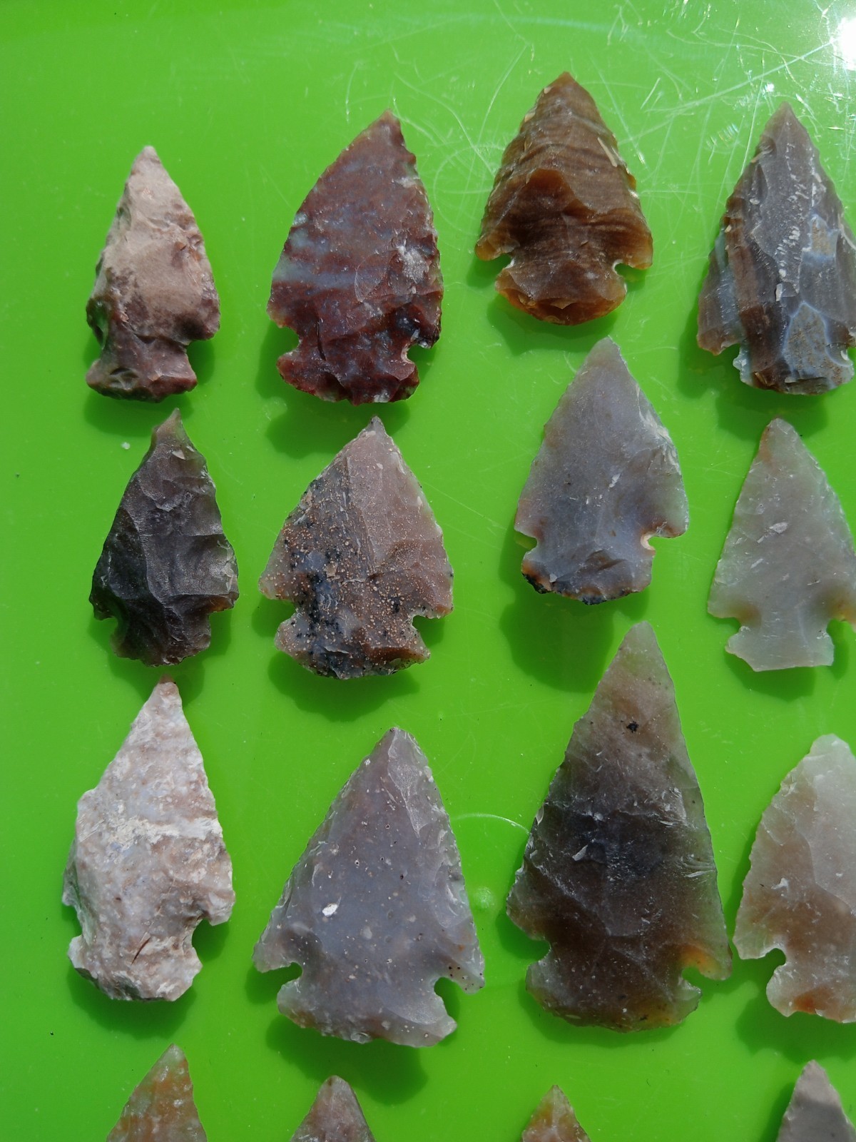 Lot Of 25 Modern Arrowheads! Agates & More! Flintknapping Art. S2
