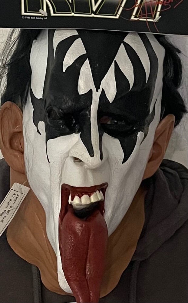 VINTAGE 1996 KISS Mask Gene Simmons Long Tongue Halloween Mask  Paper Magic NWT