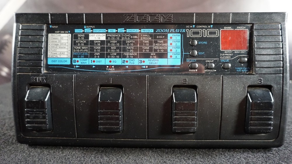 Zoom 1010 Advanced Guitar Effects Processor