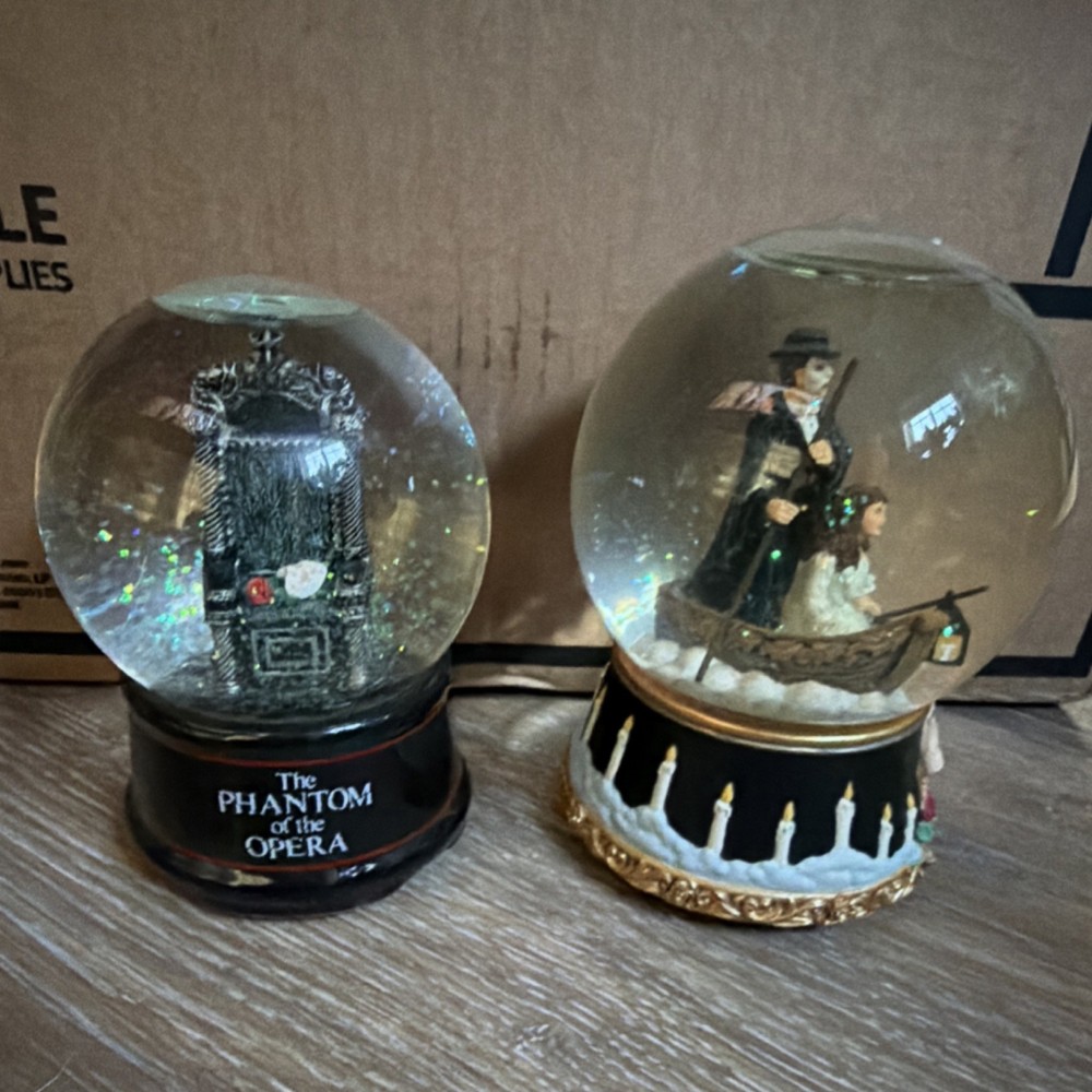 Phantom of the Opera Snow Globe bundle