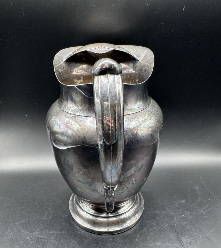 WM A Rogers Water Pitcher With Ice Lip