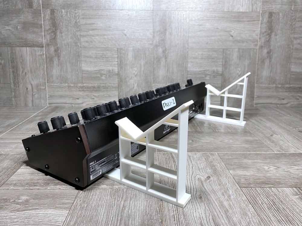 B-STOCK / Basic Stand for Behringer Model D / PRO 1 / Neutron / K2 / WASP / CAT