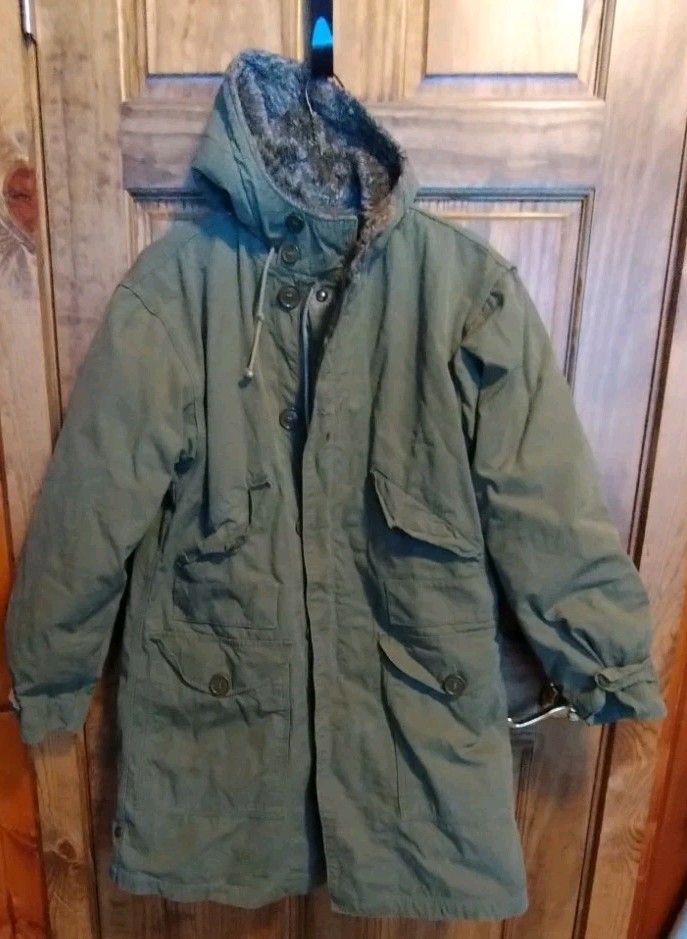 Vintage US Army M-1947 OD Green parka USMC Size Small W/Alpaca Liner item #10