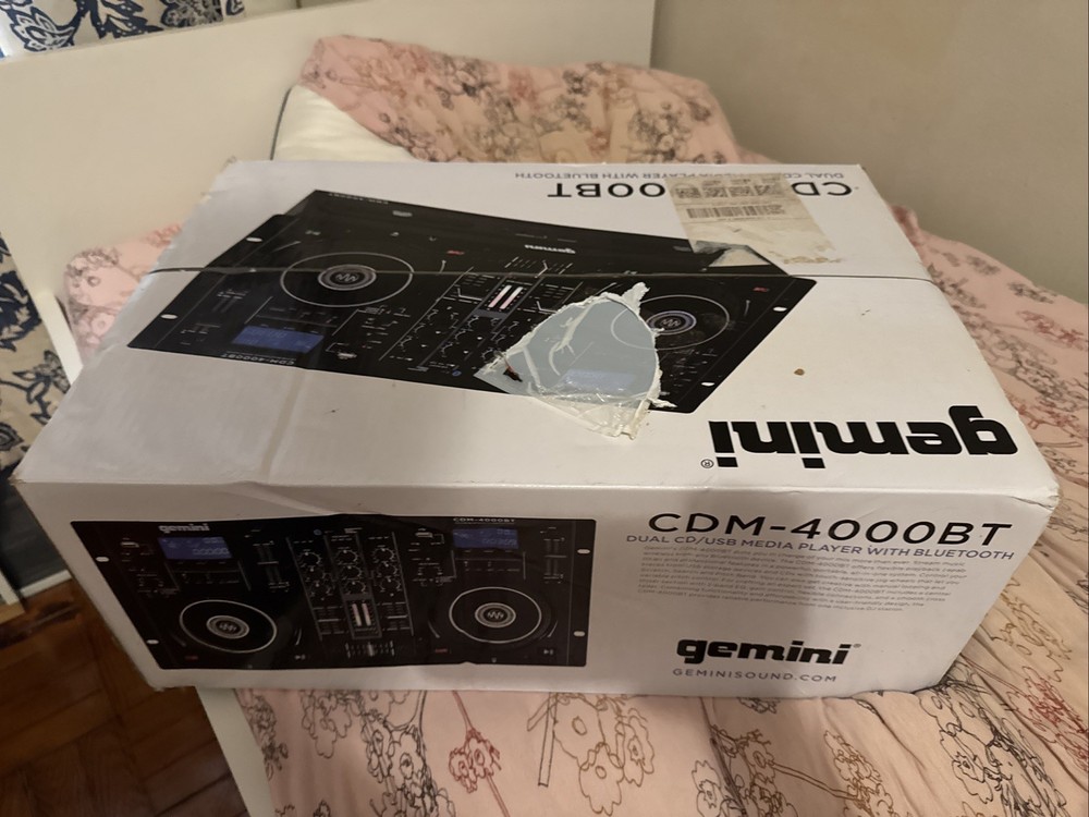 Gemini - CDM-4000BT - Dual CD/USB DJ Media Mixer/Controller With Bluetooth