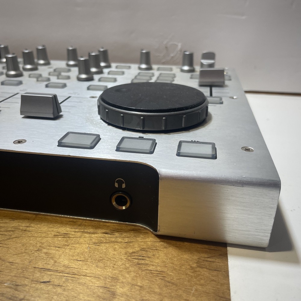 Hercules Dj Console Rmx Dj Controller 4-in/4-out Audio Interface Untested Parts