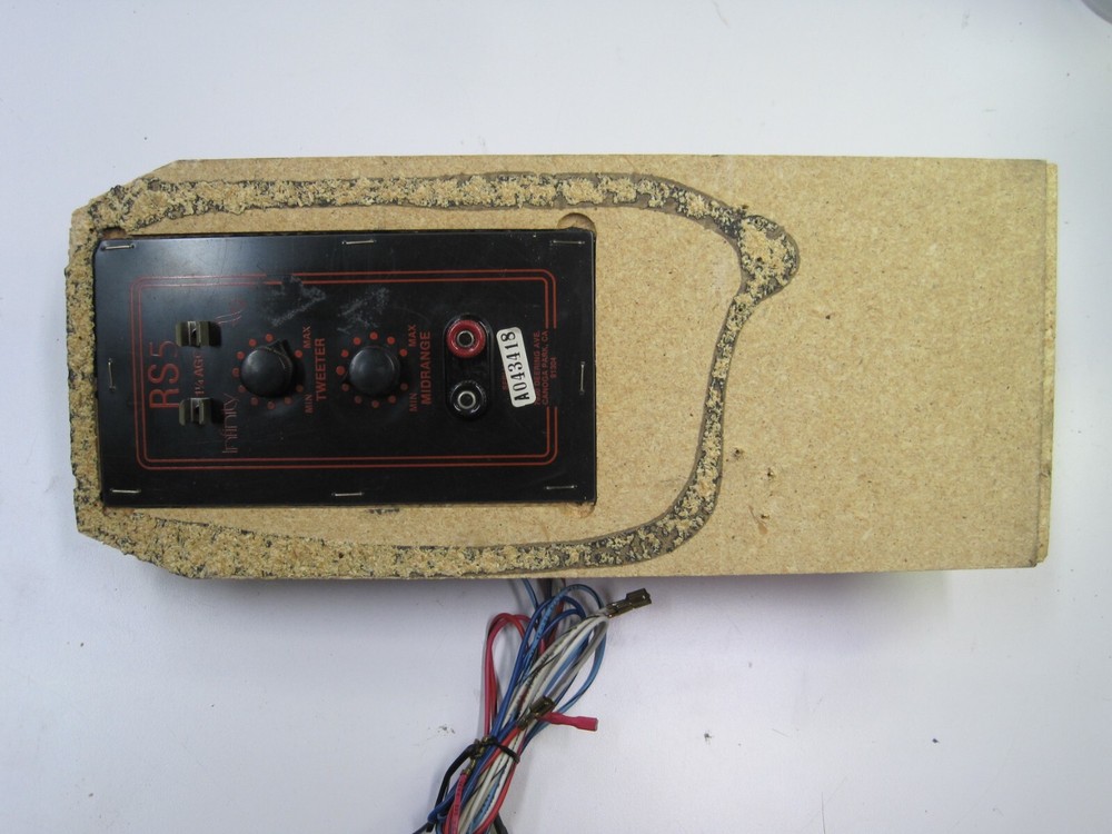 INFINITY RS5 3-WAY CROSSOVER/ INPUT PLATE