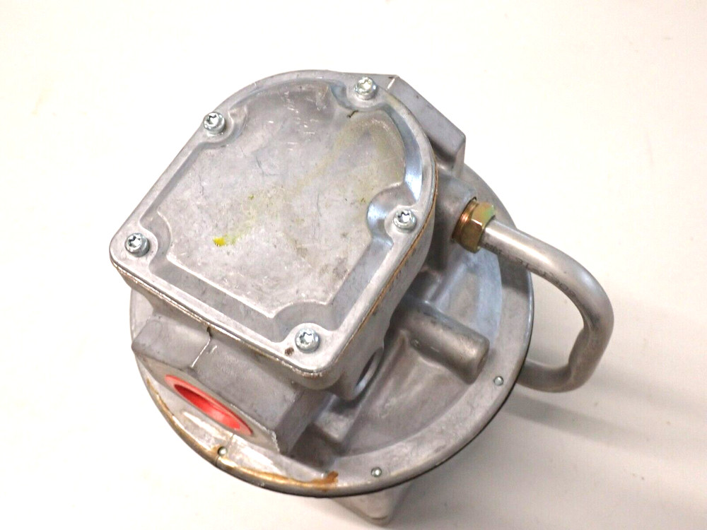 220D MAXITROL PRESSURE REGULATOR NEW