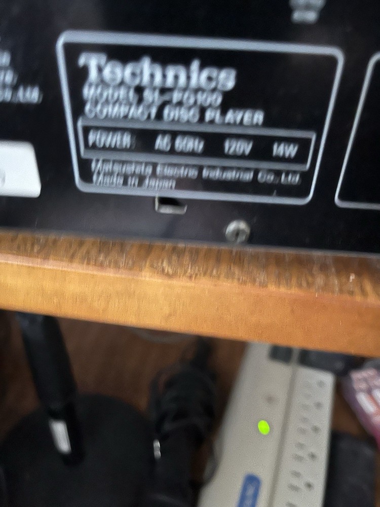 Vintage Technics SL-PG100 CD Player Working See Video