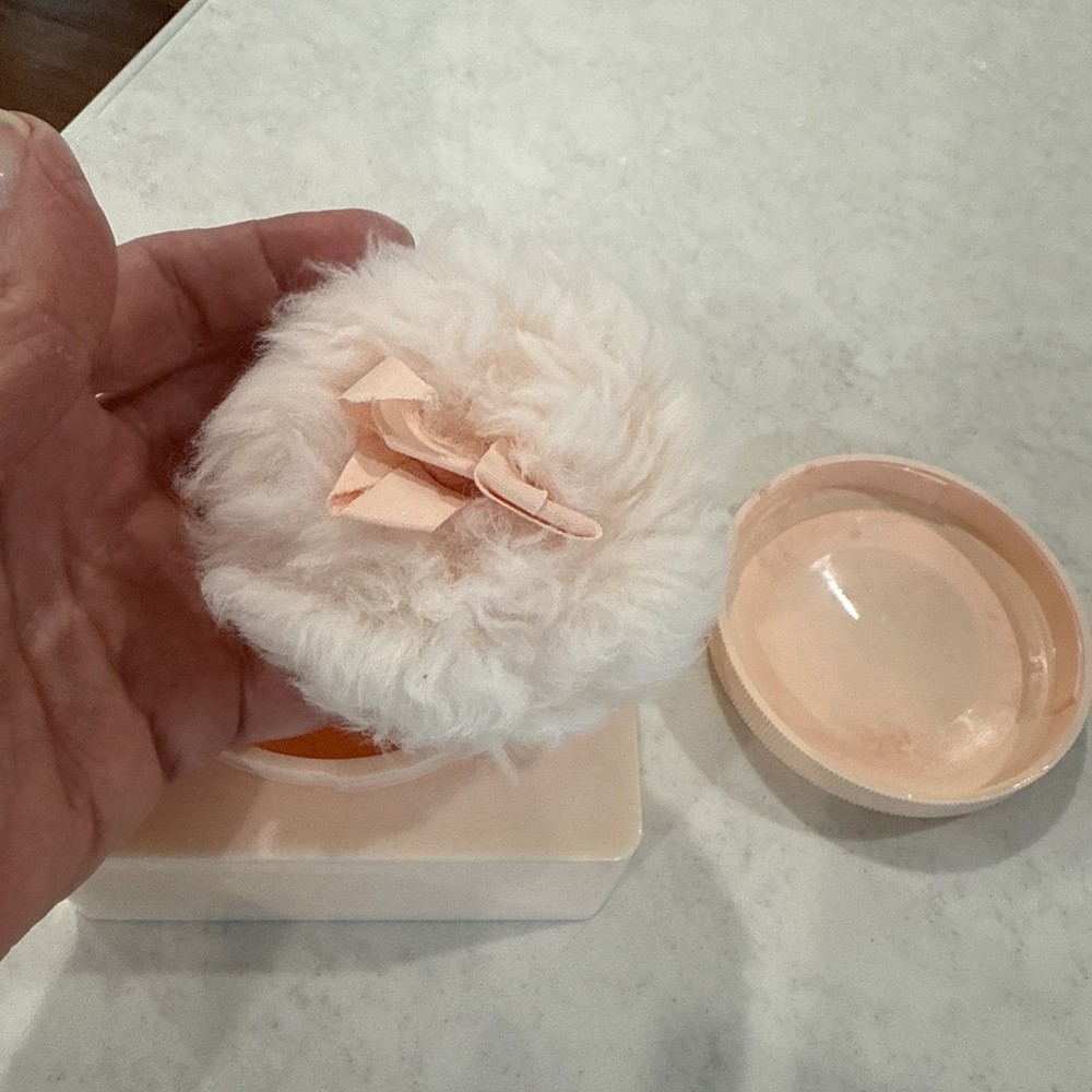Vintage White Shoulders Bath Powder Box With Puff