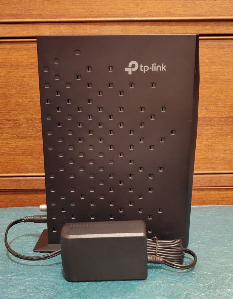 LOT Mixed Network Equipment Routers Modems Switch TP Link Netgear All Power On