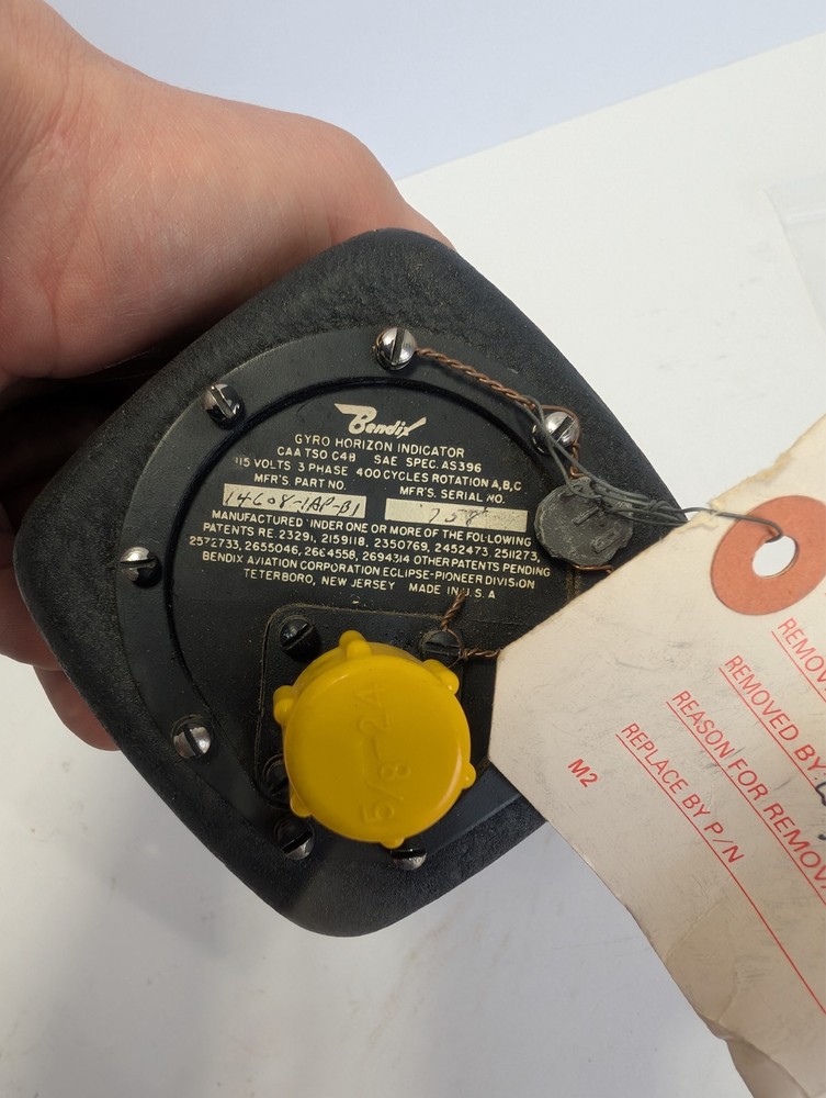 Bendix 14608-1AP-B1 Gyro Horizon Indicator