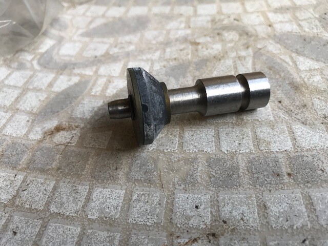 83186434 PISTON