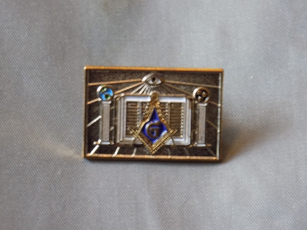Rectangular Masonic Lapel Tac Pin Square Compass with Pillars NEW!