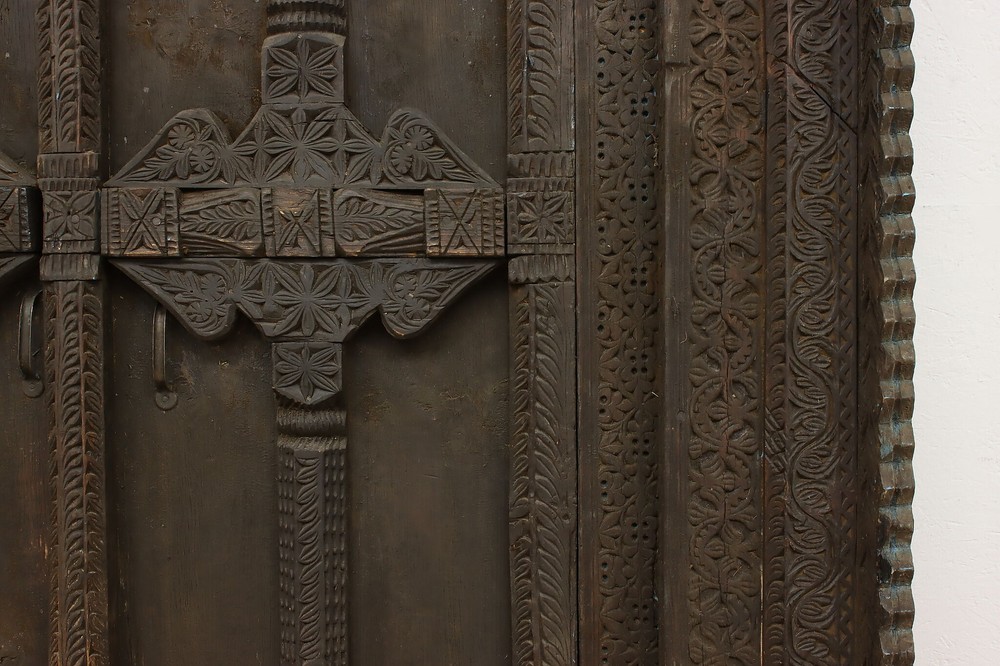 Indian Architectural Salvage Carved Temple Doors & Frame #52039