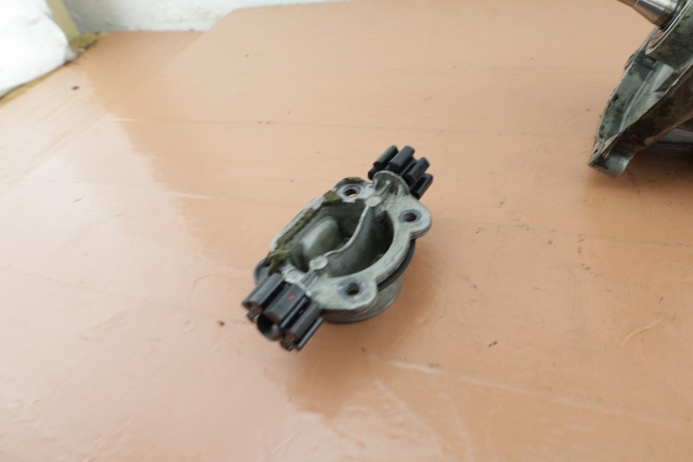 Weed Eater BV 2000 Blower OEM Crankcase 049427