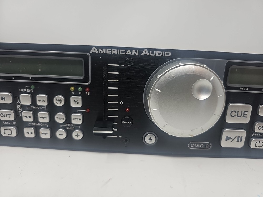 American Audio dcd-pro310 Professional Dj Controller & Dual Cd Player W/ Cords