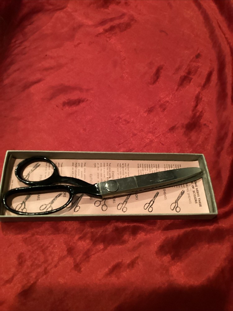WISS Pinking Shears Vintage / Original Model C Black Handle & Box & Thimbles