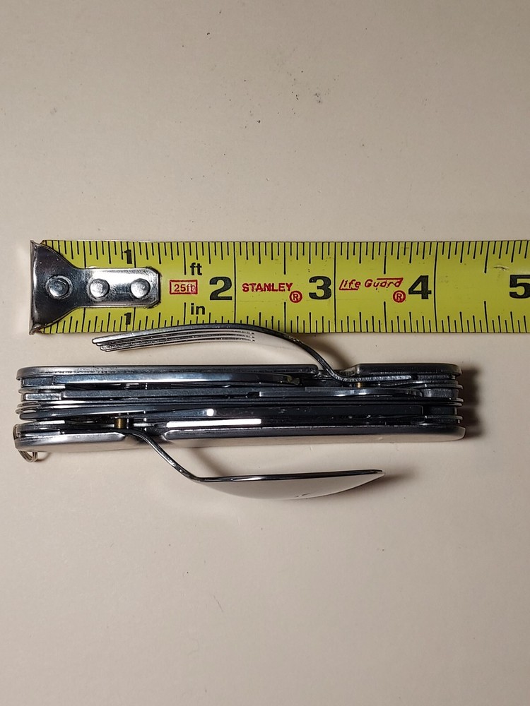 Semptec Camping Knife 14-in-1 multi tool w/Box